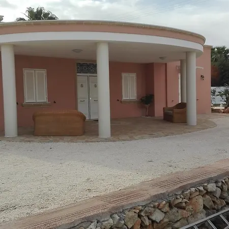 Tenuta Arate Alojamento de Acomodação e Pequeno-almoço 3*