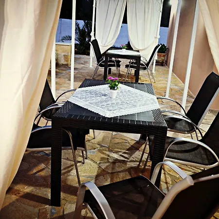 לינה וארוחת בוקר Tenuta Arate