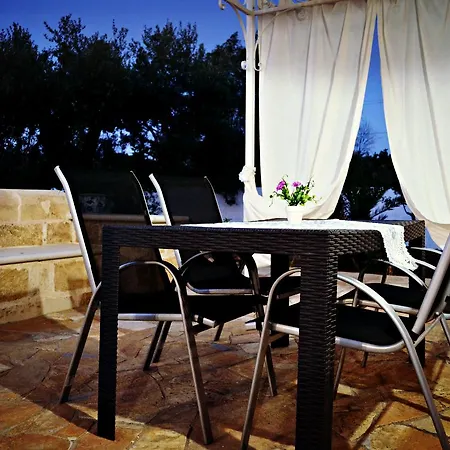 Tenuta Arate Alojamento de Acomodação e Pequeno-almoço 3*