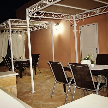 Tenuta Arate 3* Alezio